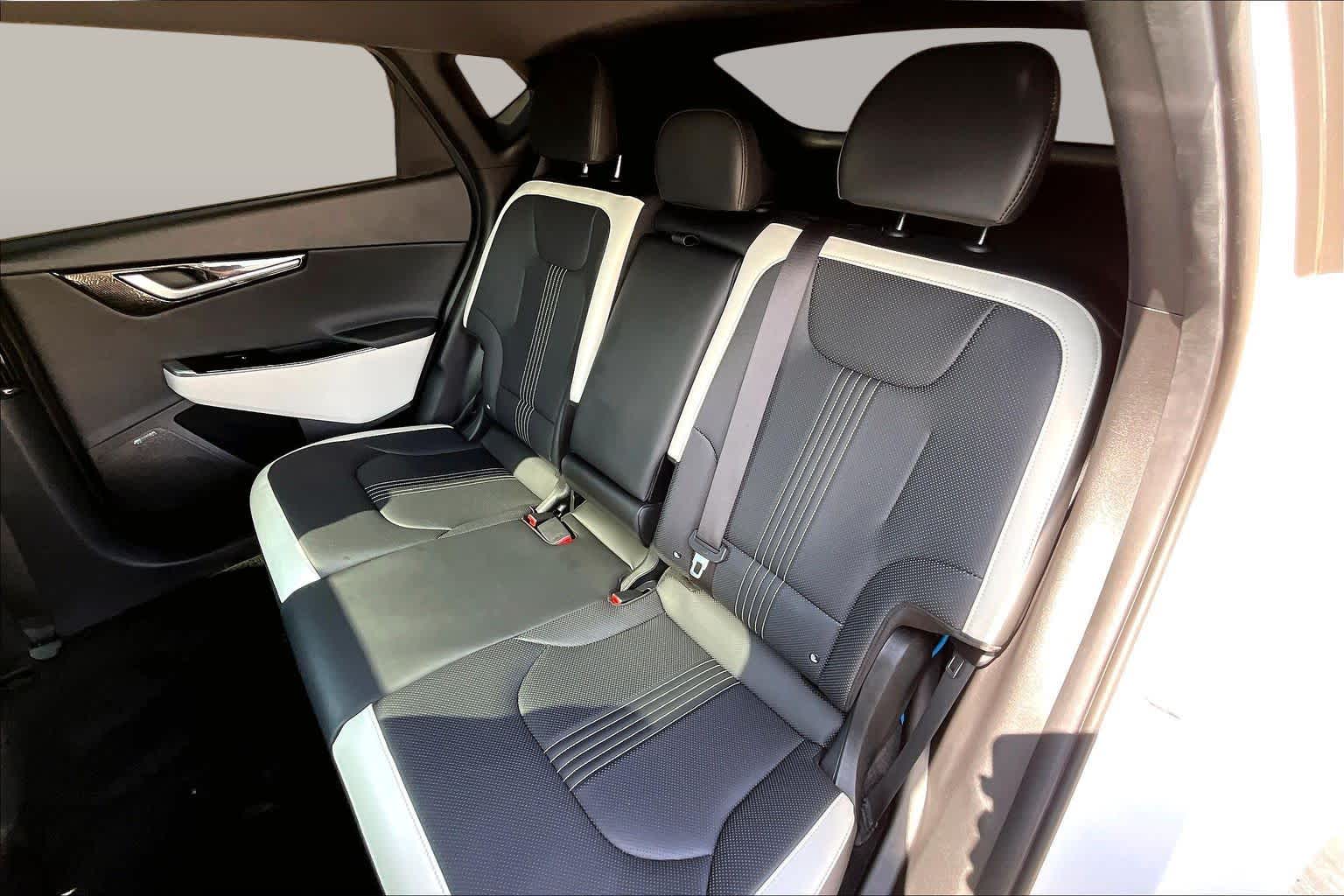 2024 Kia EV6 GT-Line Snow White Pearl at Beck & Masten Kia