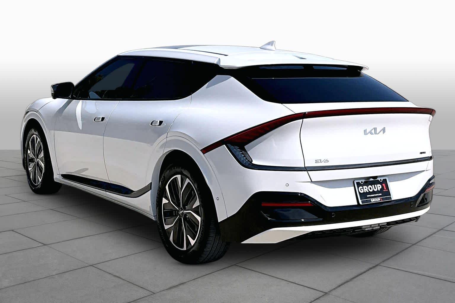2024 Kia EV6 GT-Line Snow White Pearl at Beck & Masten Kia