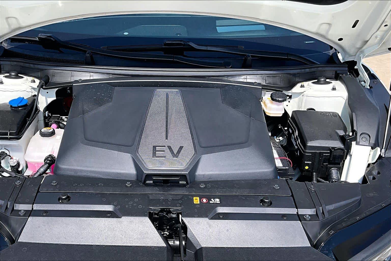 2024 Kia EV6 GT-Line Snow White Pearl at Beck & Masten Kia