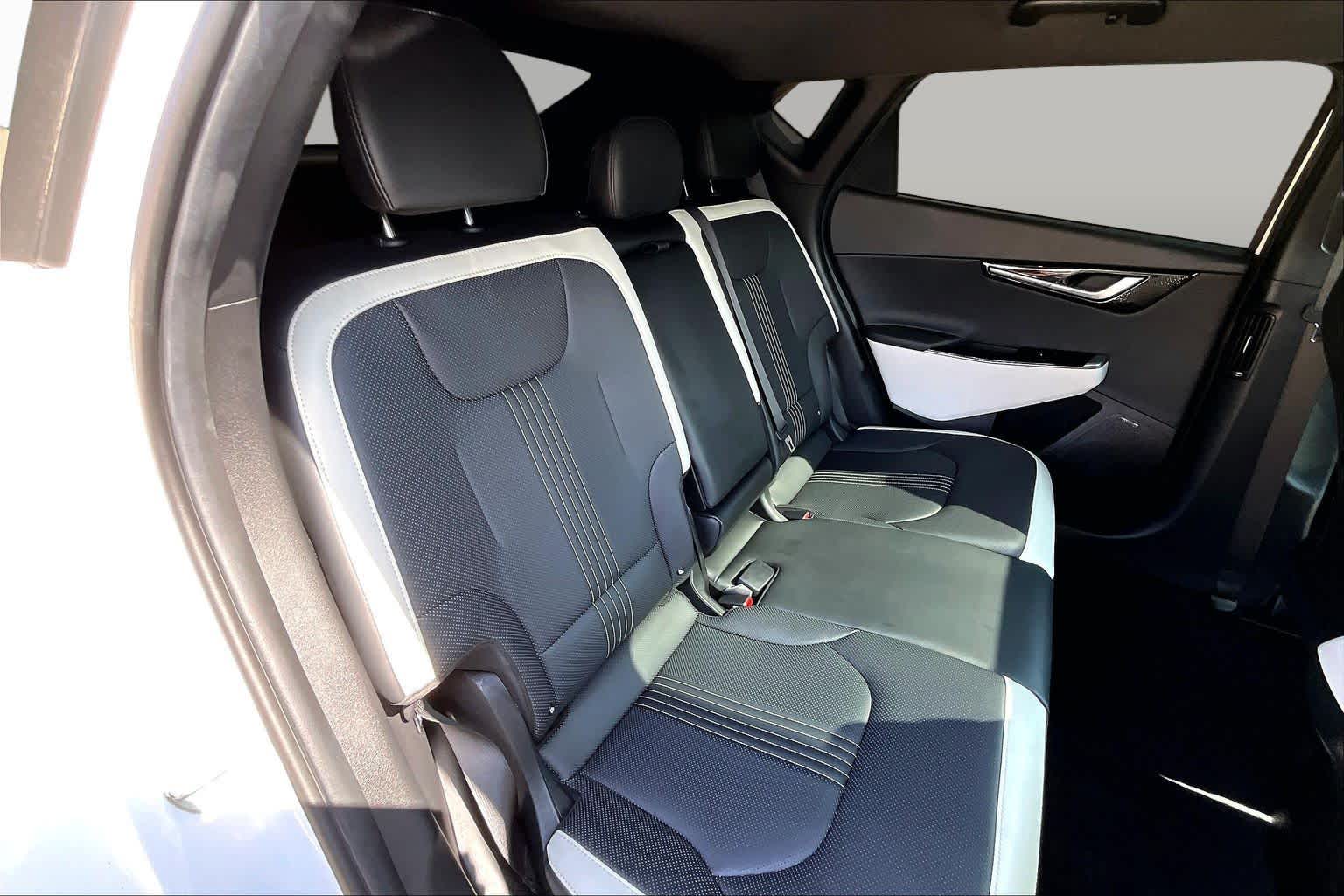2024 Kia EV6 GT-Line Snow White Pearl at Beck & Masten Kia