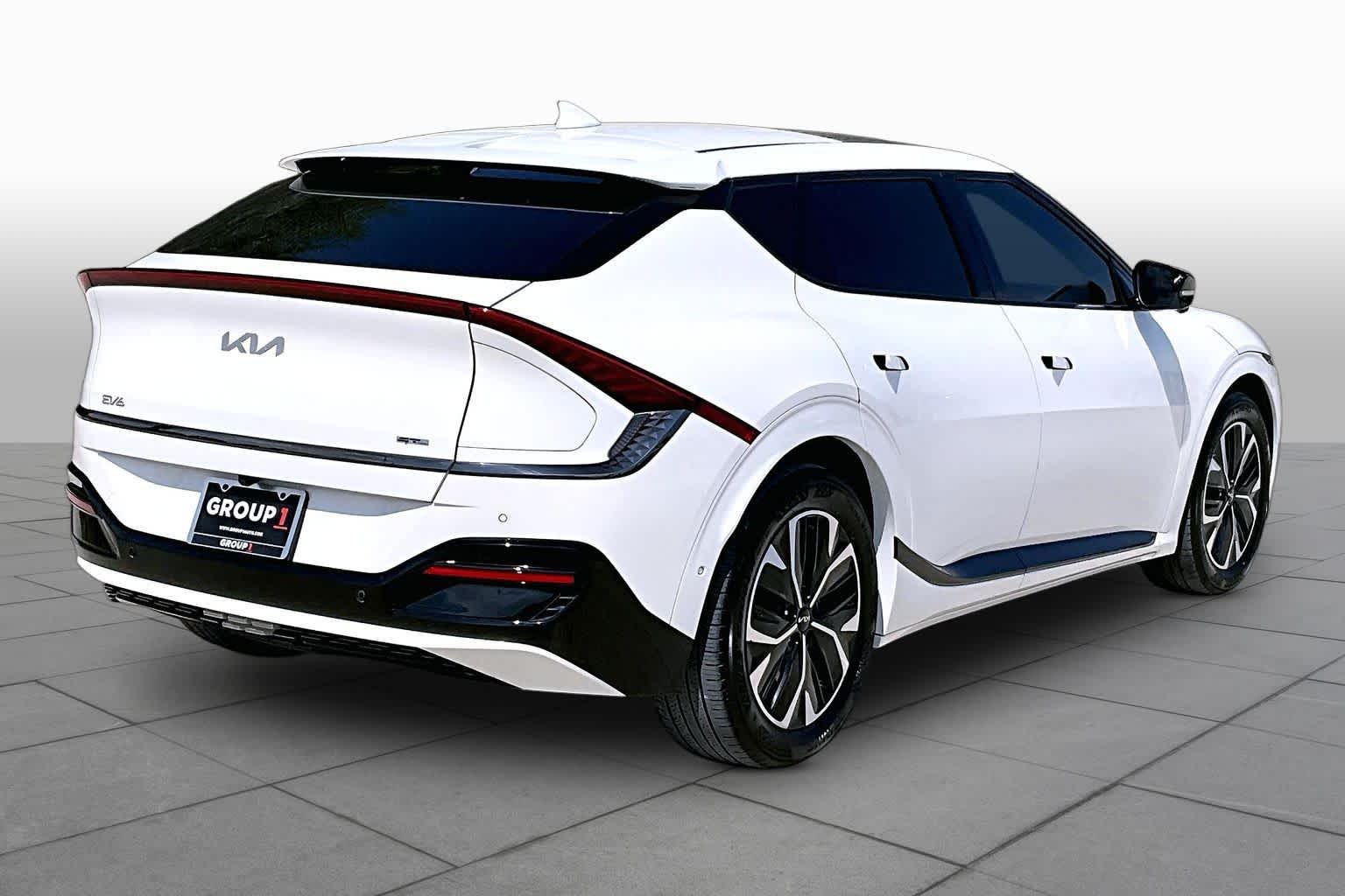 2024 Kia EV6 GT-Line Snow White Pearl at Beck & Masten Kia