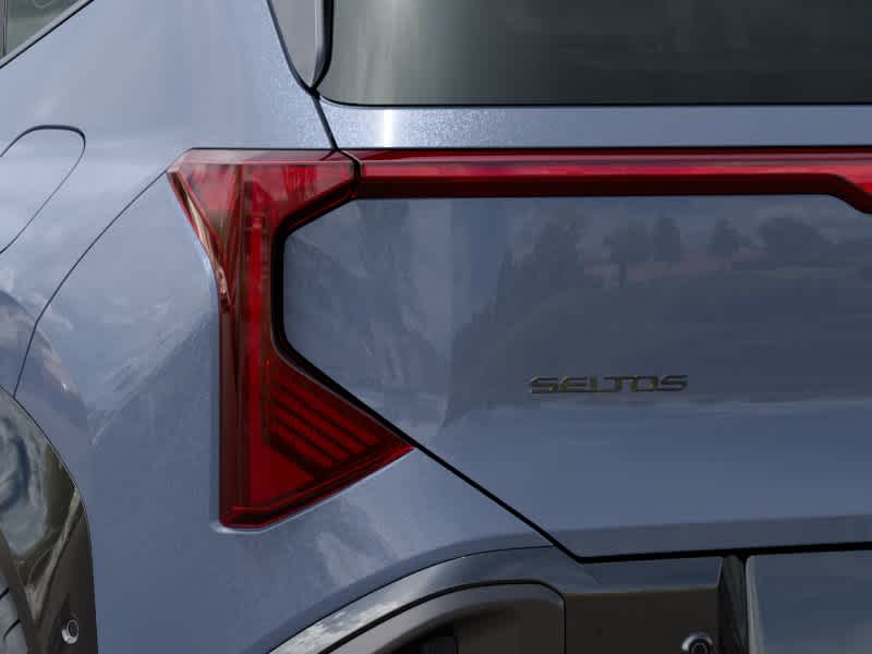 2027 Kia Seltos photo 11 of 27
