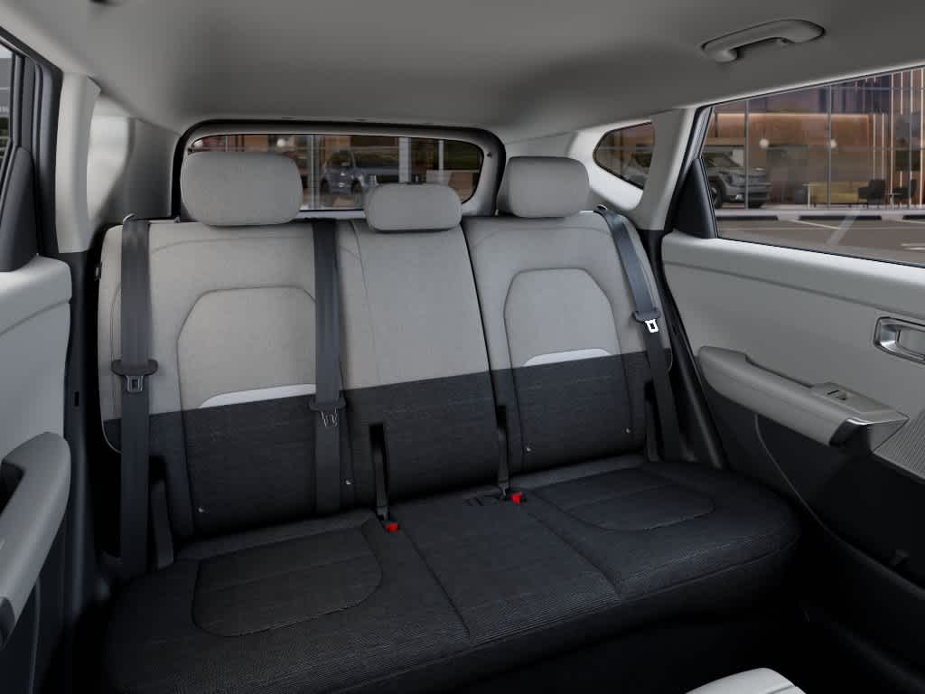 2027 Kia Seltos photo 16 of 27