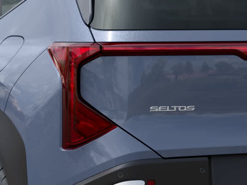 2027 Kia Seltos photo 11 of 27