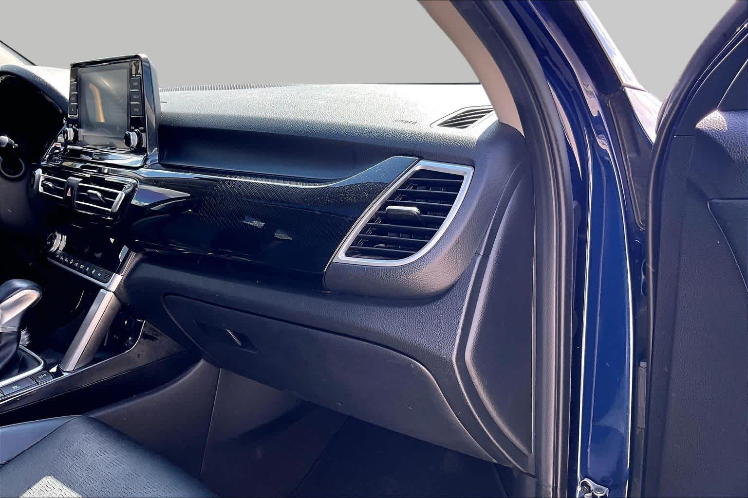2021 Kia Seltos photo 17 of 31
