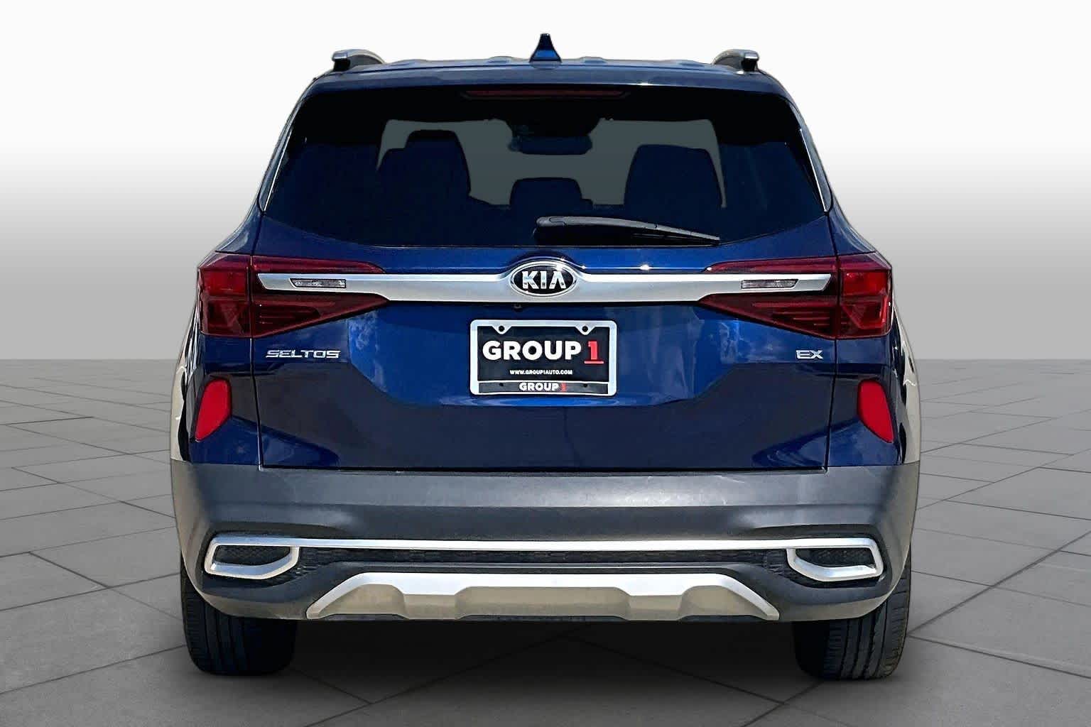 2021 Kia Seltos photo 5 of 31