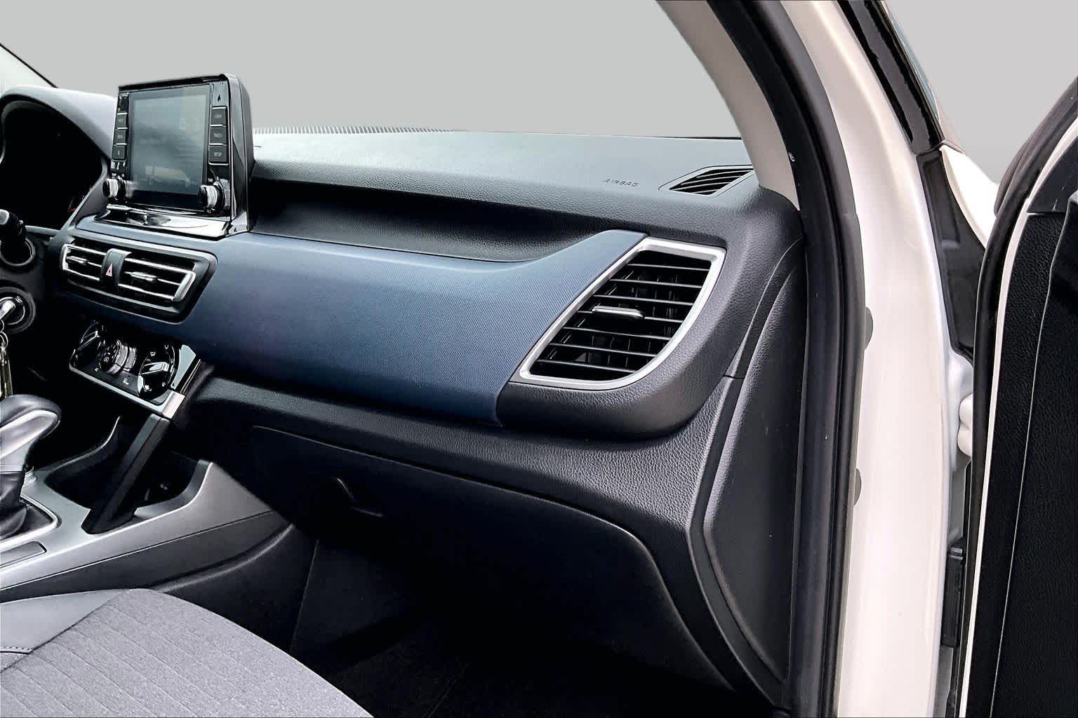2021 Kia Seltos photo 17 of 30