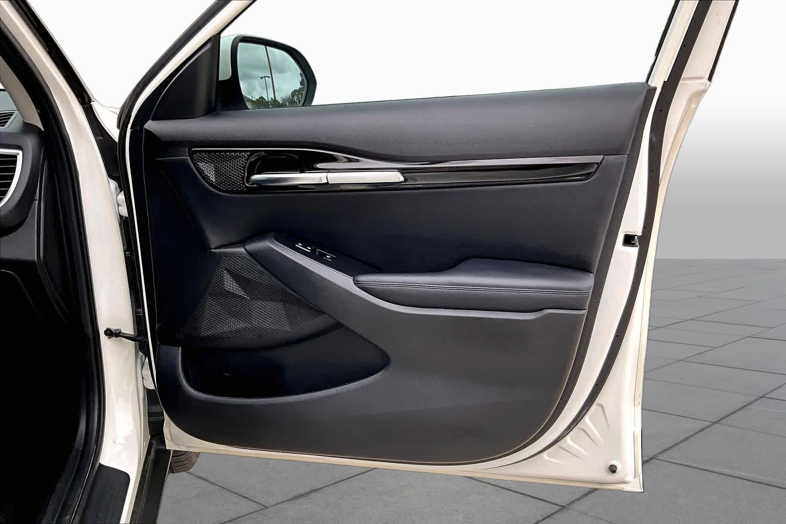 2021 Kia Seltos photo 21 of 30