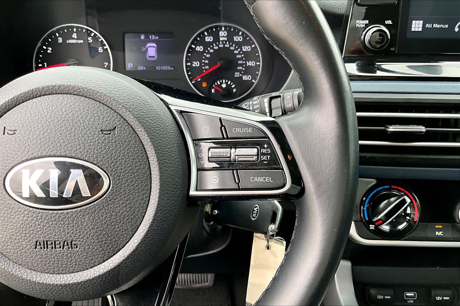 2021 Kia Seltos photo 23 of 30