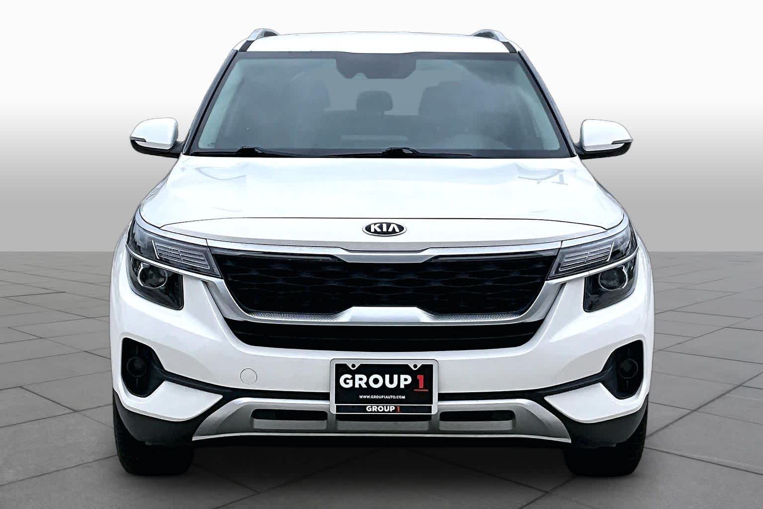 2021 Kia Seltos photo 4 of 30