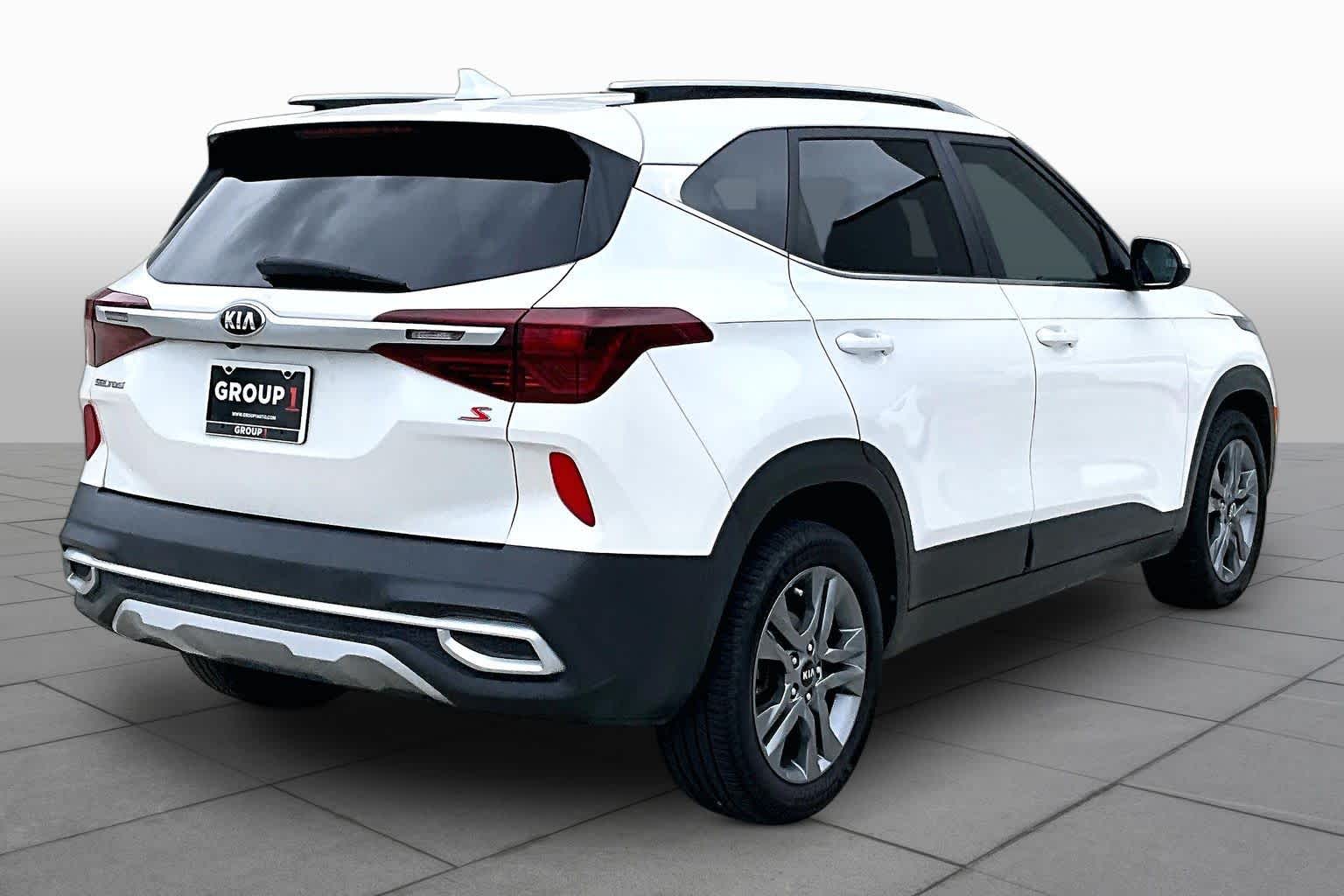 2021 Kia Seltos photo 12 of 30