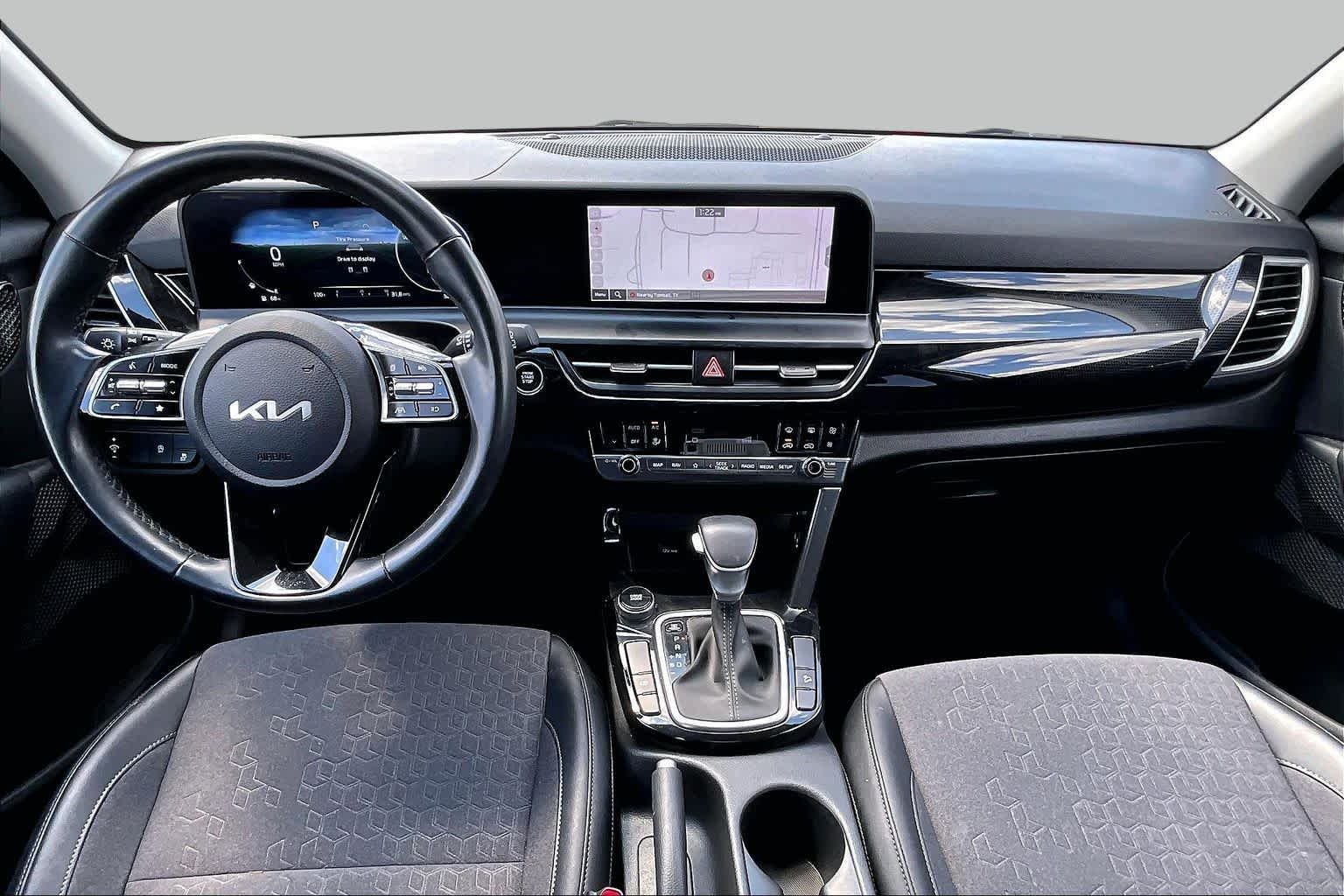 2024 Kia Seltos photo 14 of 32