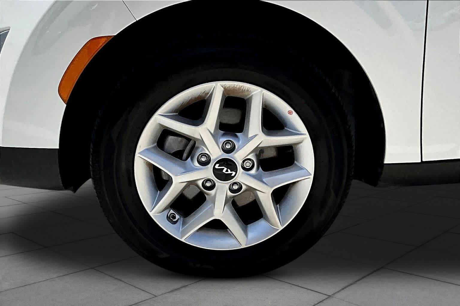 2025 Kia Soul LX - 9