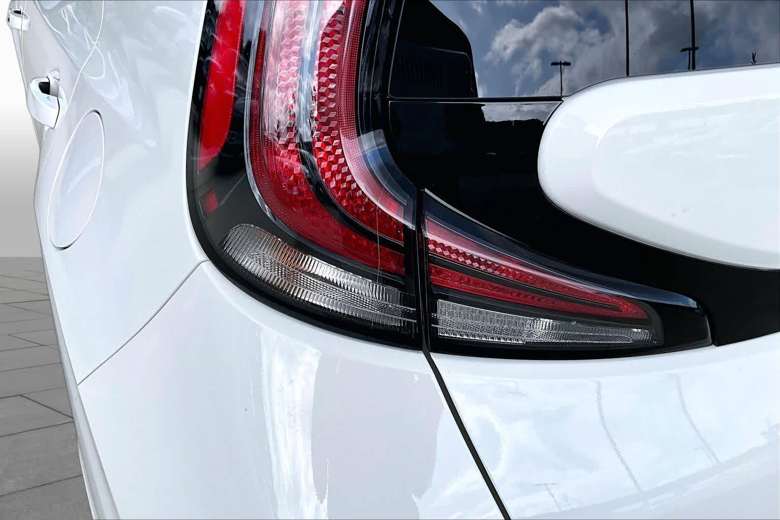 2025 Kia Soul S Clear White/Black Roof at Group 1 GMC Buick South