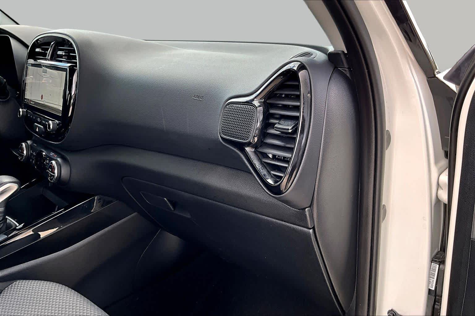 2025 Kia Soul S Clear White/Black Roof at Group 1 GMC Buick South