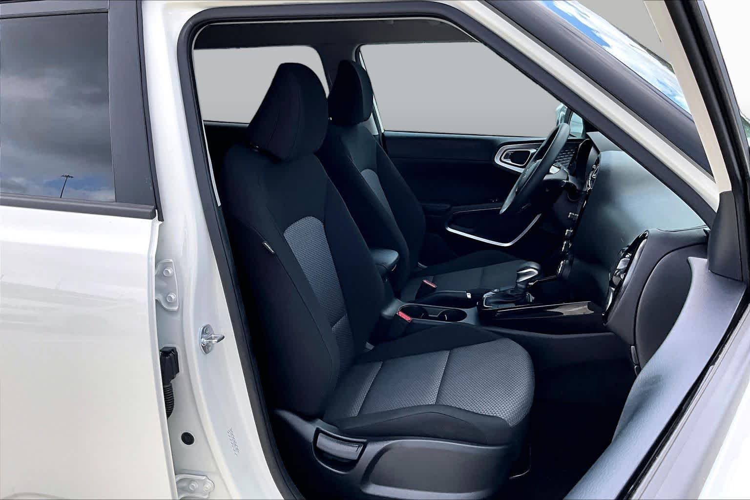 2025 Kia Soul S Clear White/Black Roof at Group 1 GMC Buick South