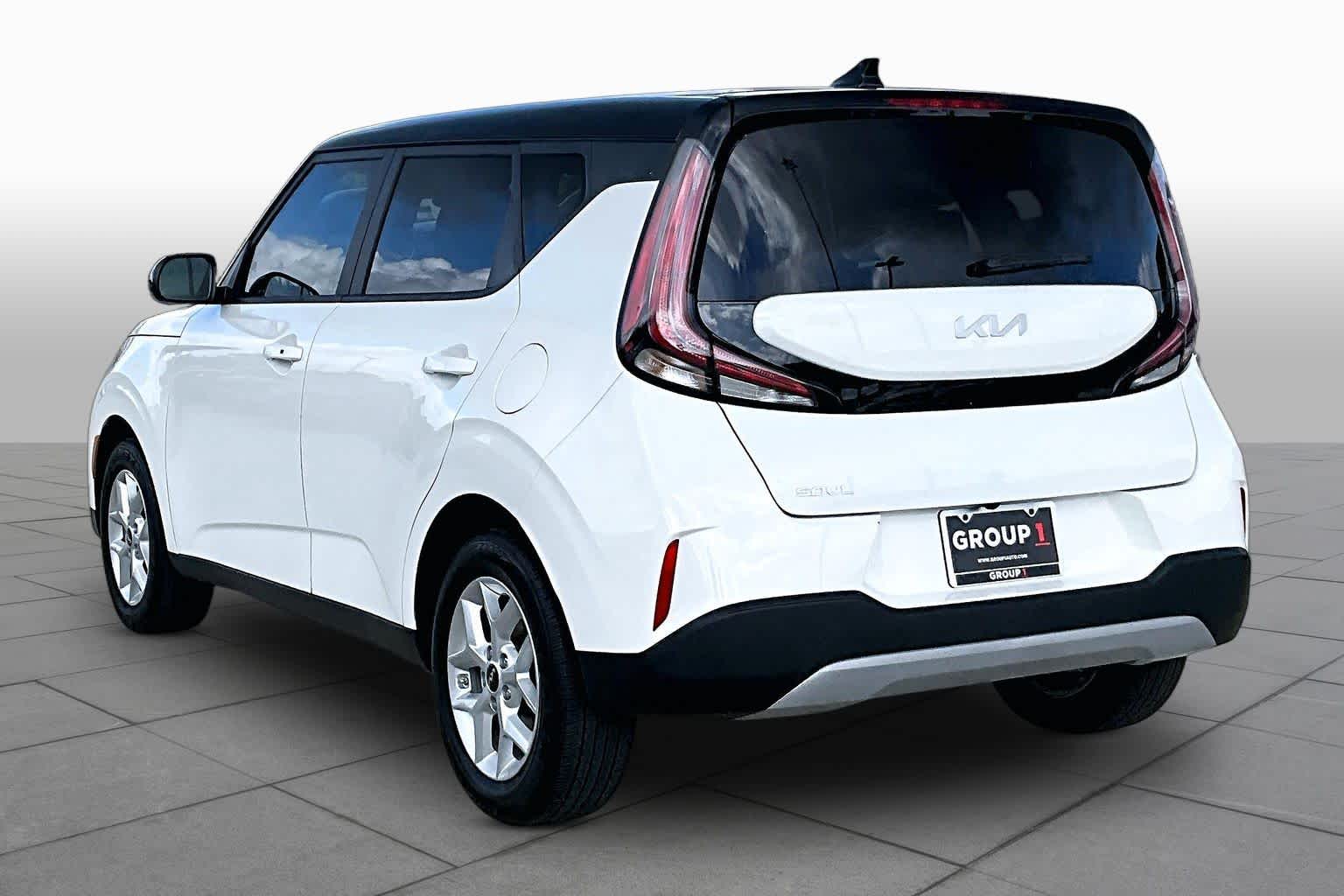 2025 Kia Soul S Clear White/Black Roof at Group 1 GMC Buick South