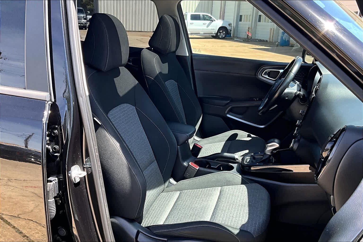 2023 Kia Soul EX - 8