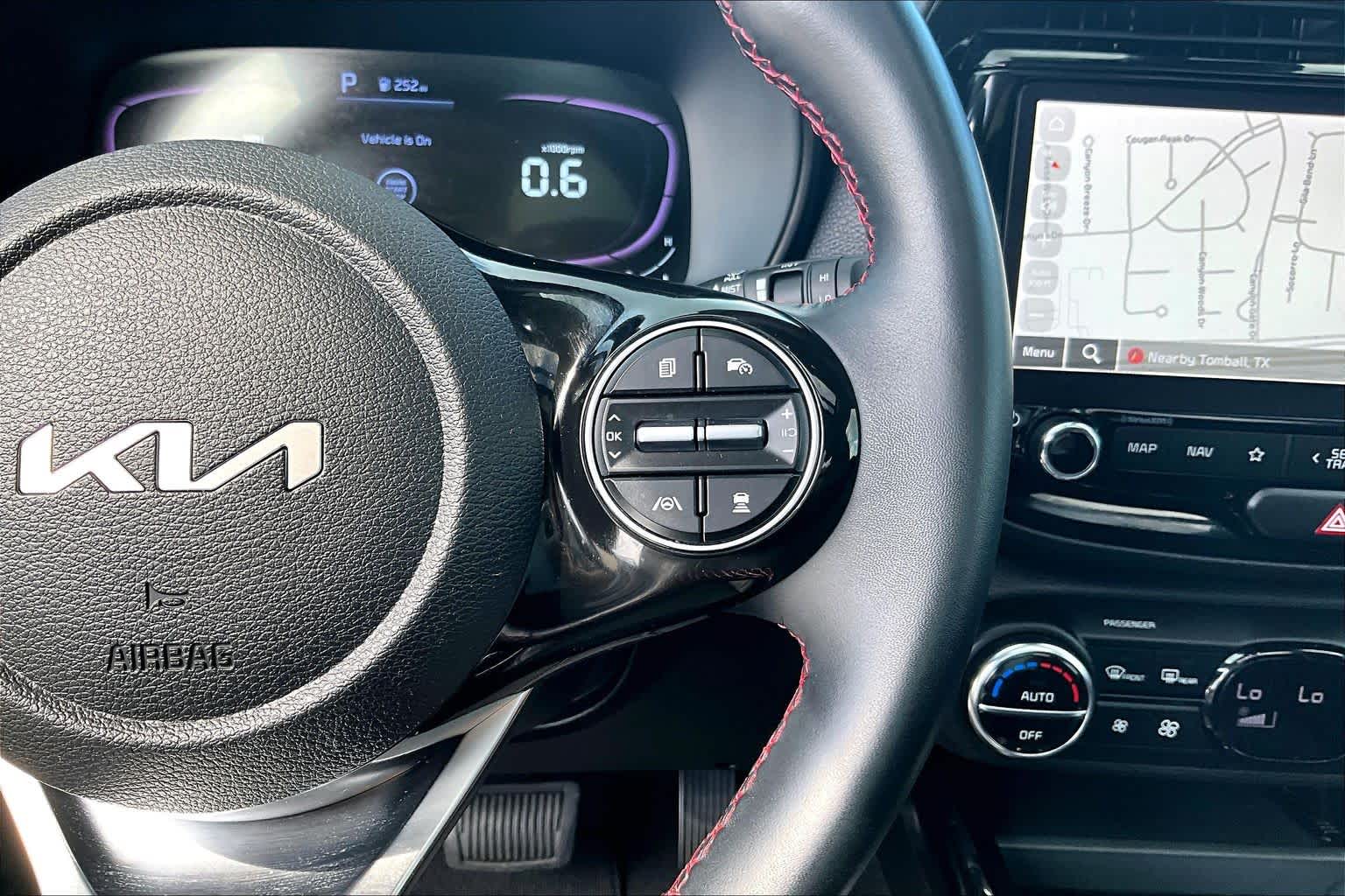 2024 Kia Soul GT-Line Snow White Pearl at Beck & Masten Kia