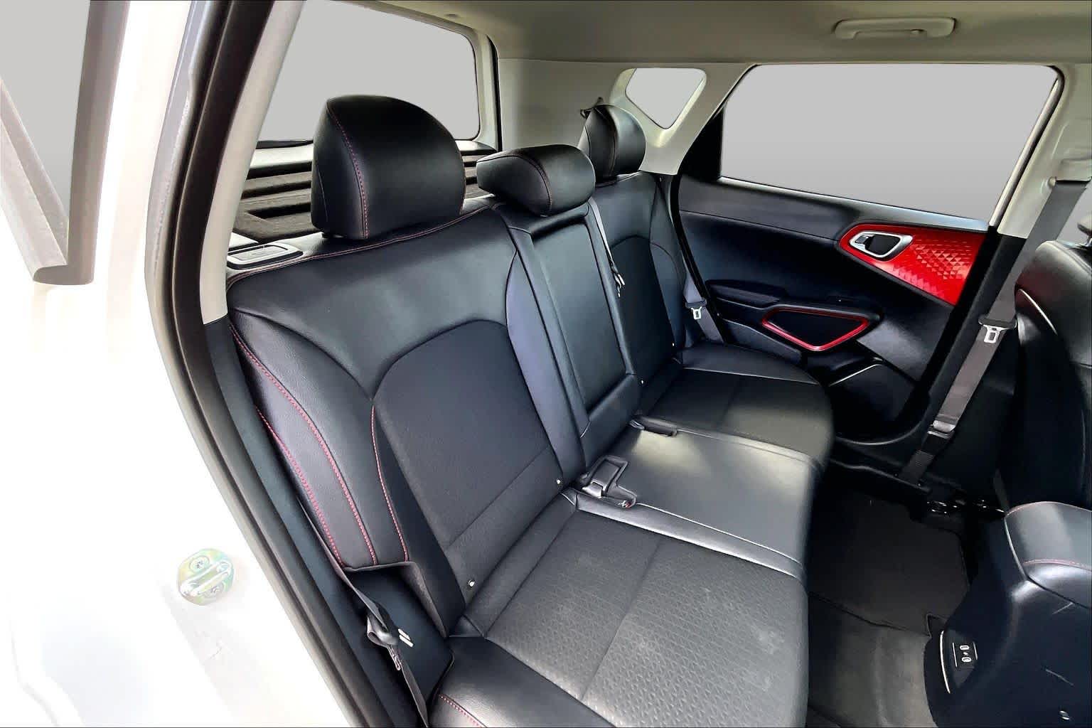 2024 Kia Soul GT-Line Snow White Pearl at Beck & Masten Kia