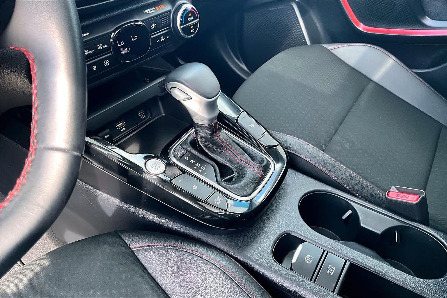 2024 Kia Soul GT-Line Snow White Pearl at Beck & Masten Kia