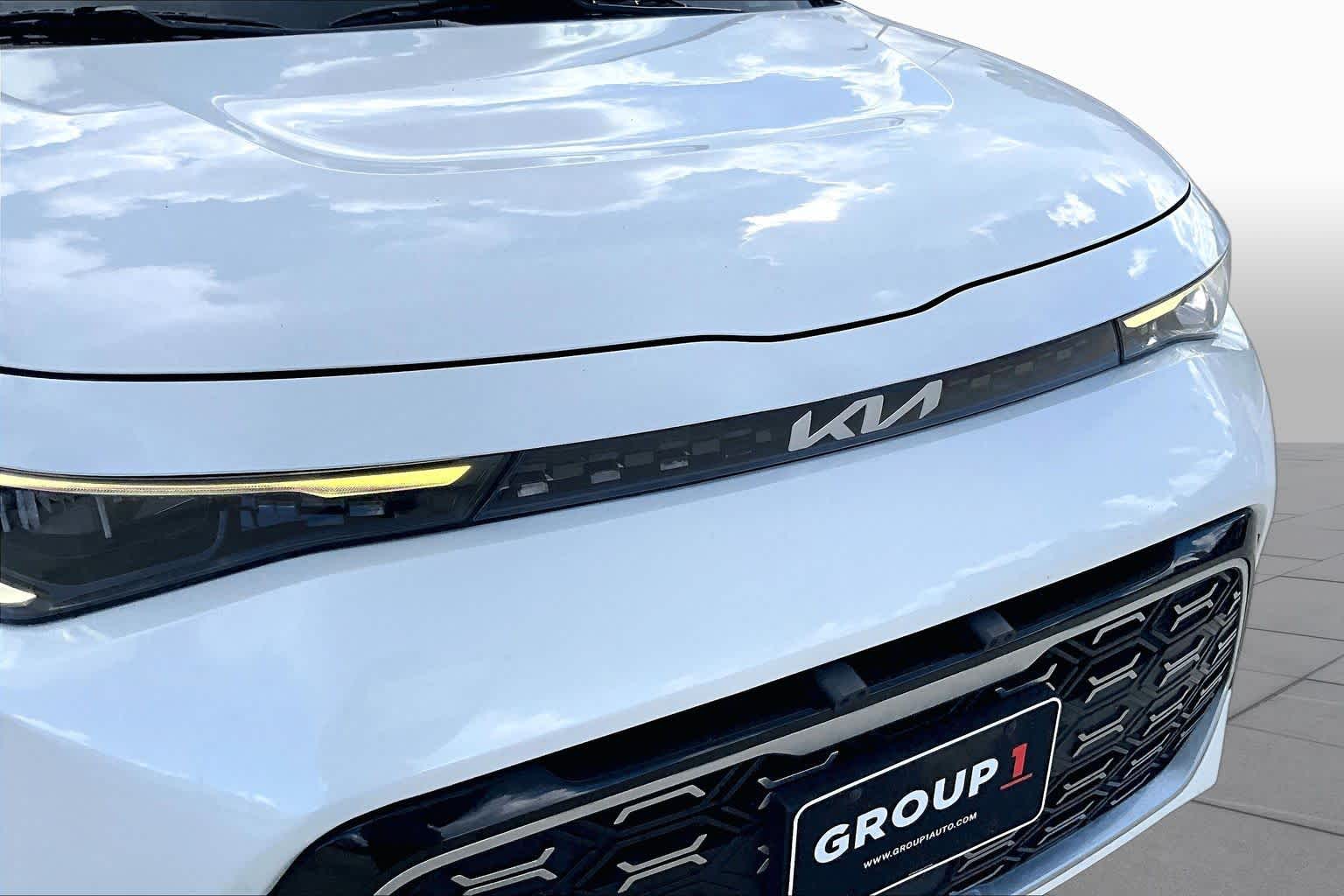 2024 Kia Soul GT-Line Snow White Pearl at Beck & Masten Kia