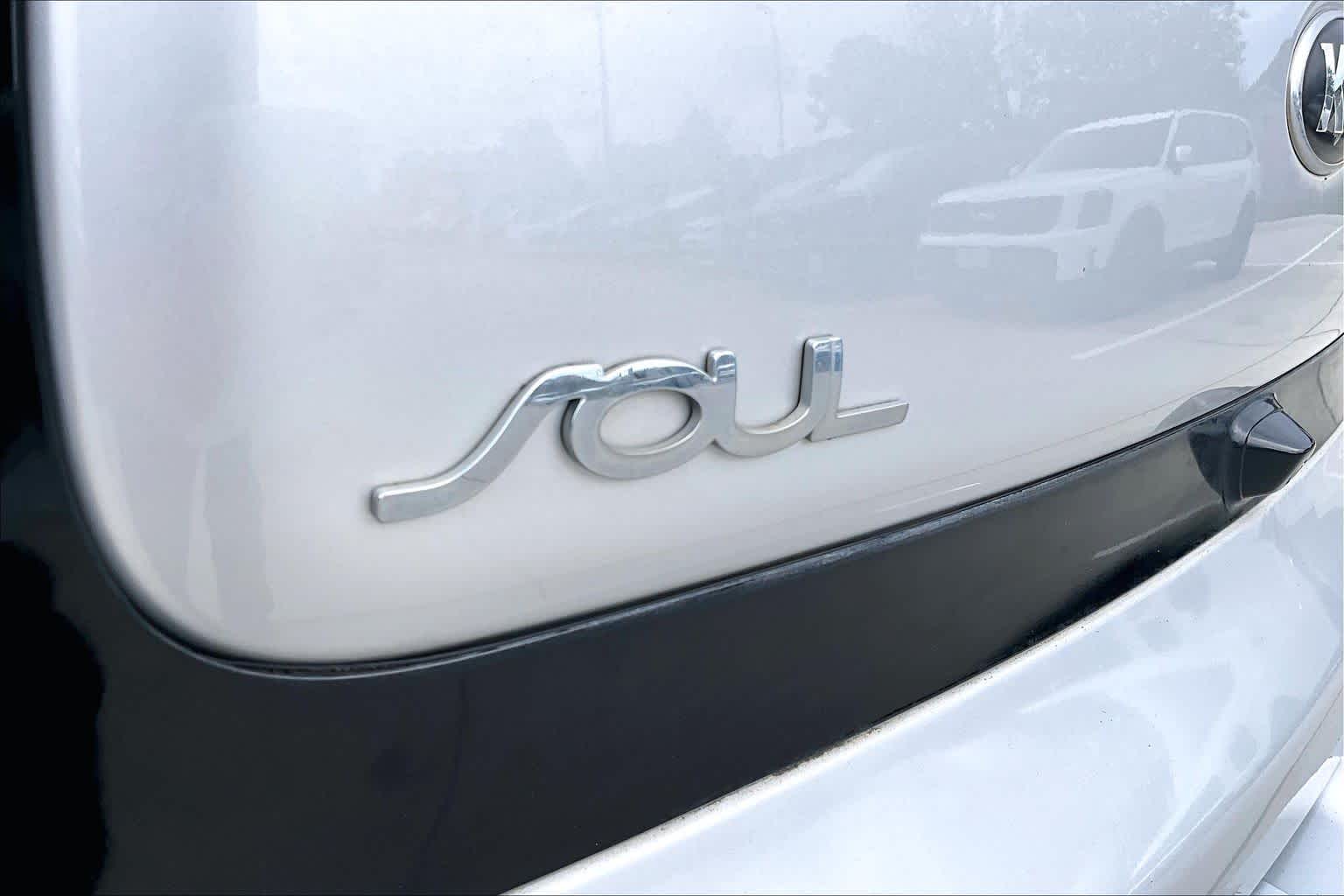 2019 Kia Soul Base Bright Silver at Beck & Masten Kia
