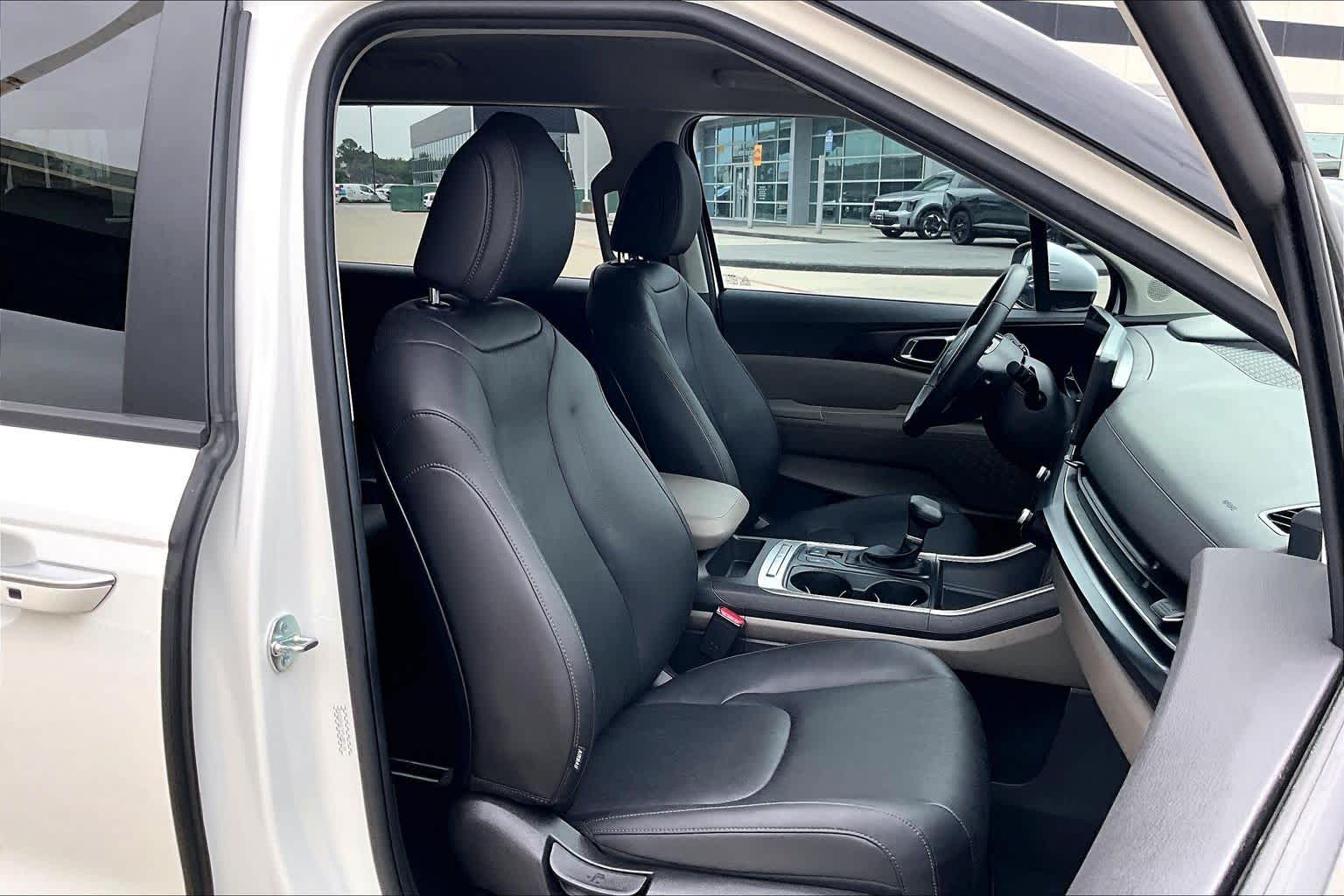 2026 Kia Carnival LXS - 8