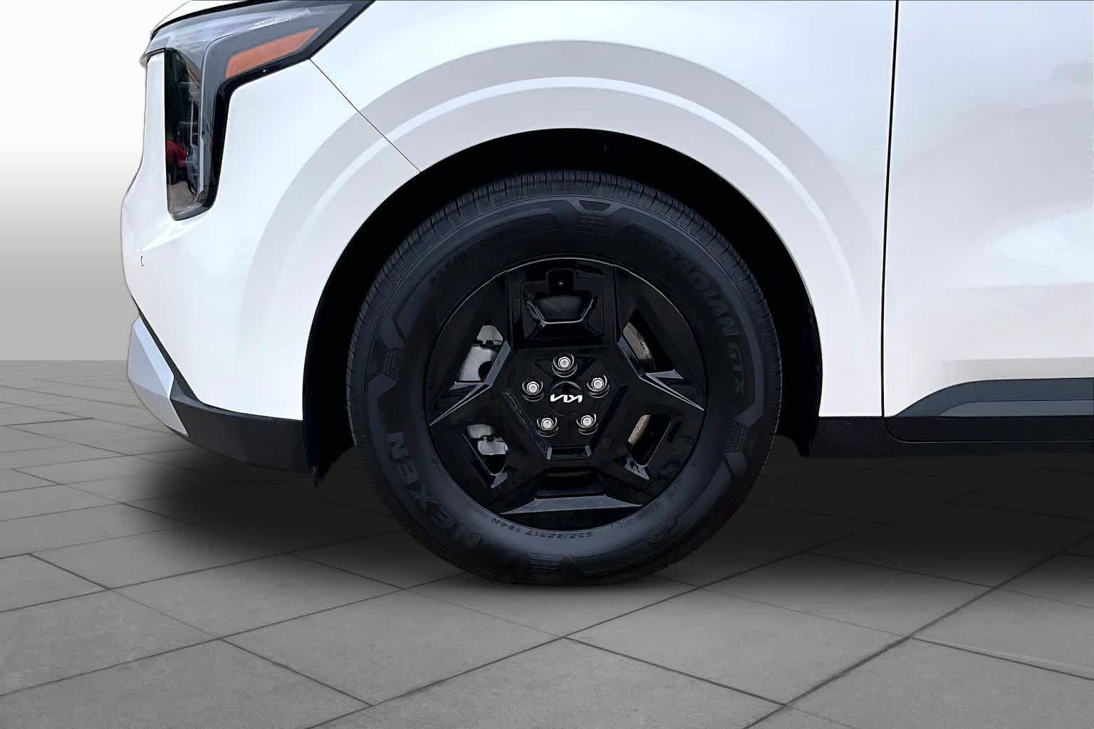 2026 Kia Carnival LXS - 9