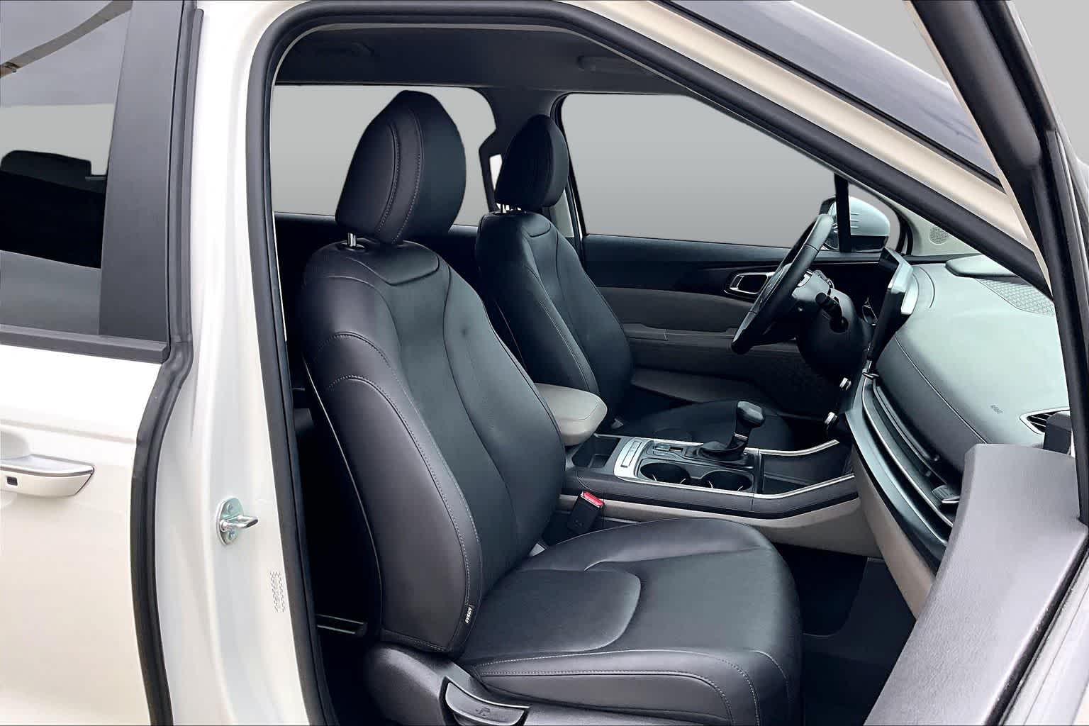 2026 Kia Carnival LXS - 8