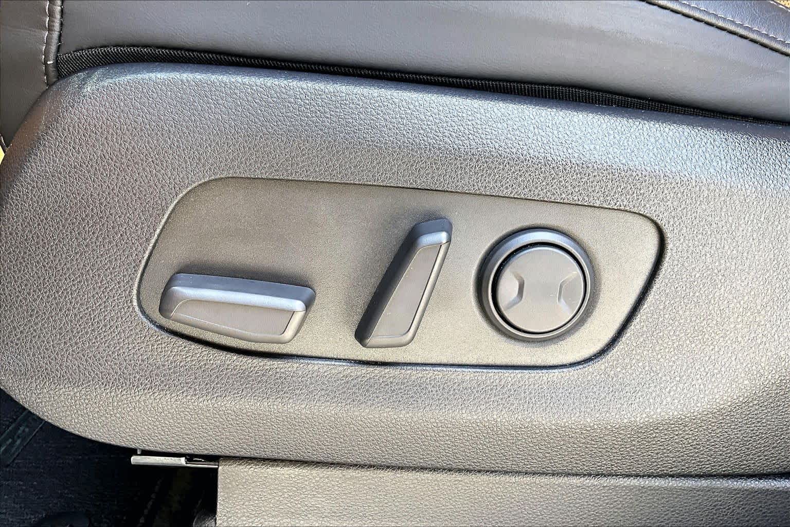 2023 Kia Carnival EX Panthera Metal at Tomball Ford