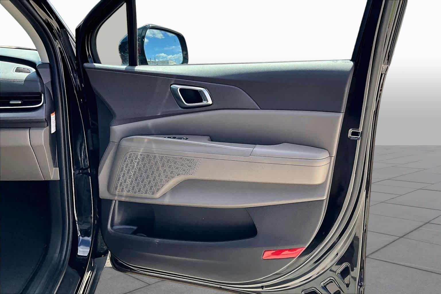 2026 Kia Carnival Hybrid EX Aurora Black Pearl at Beck & Masten Kia