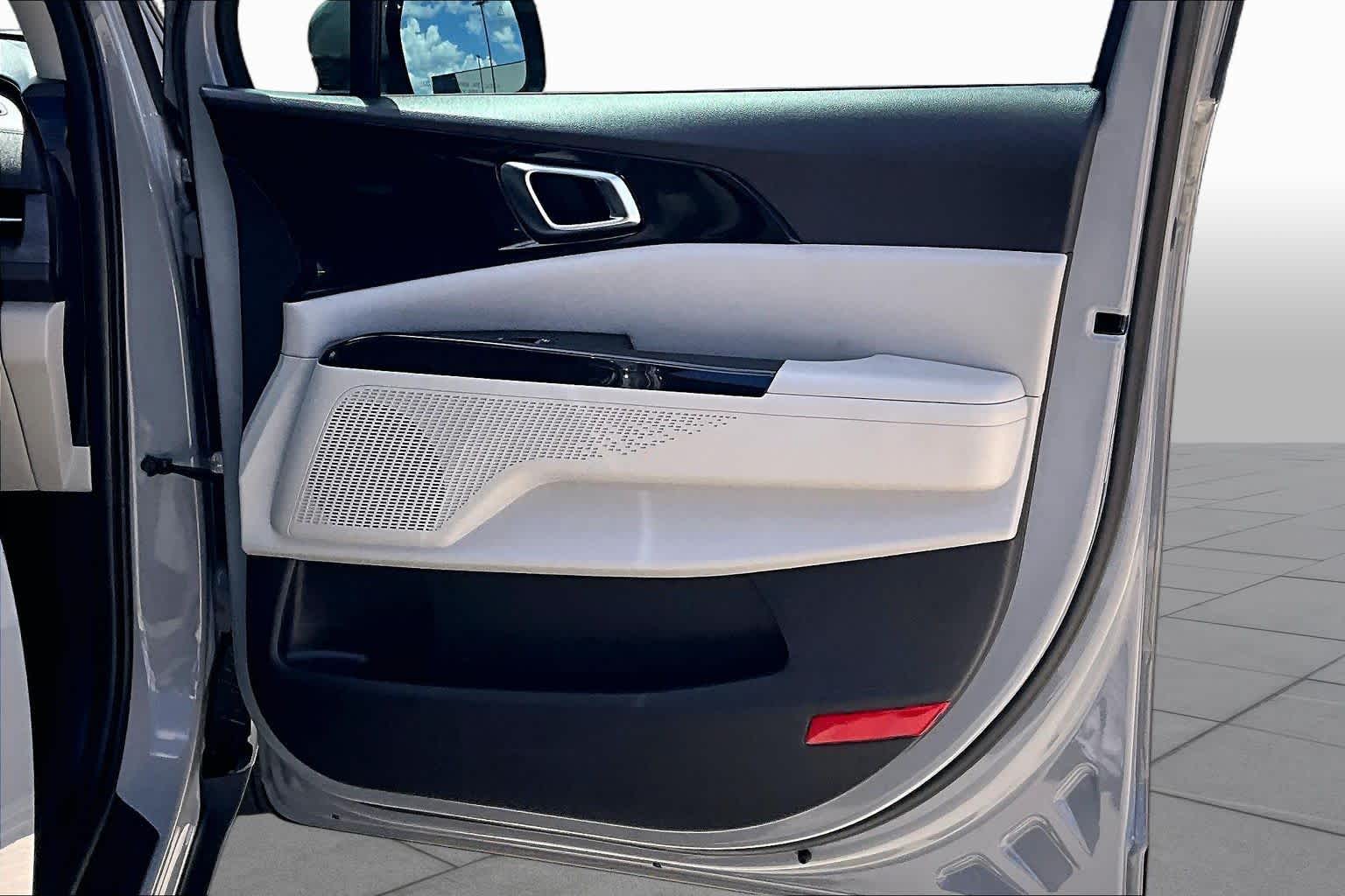 2024 Kia Carnival SX Ceramic Silver at Tomball Chrysler Dodge Jeep Ram