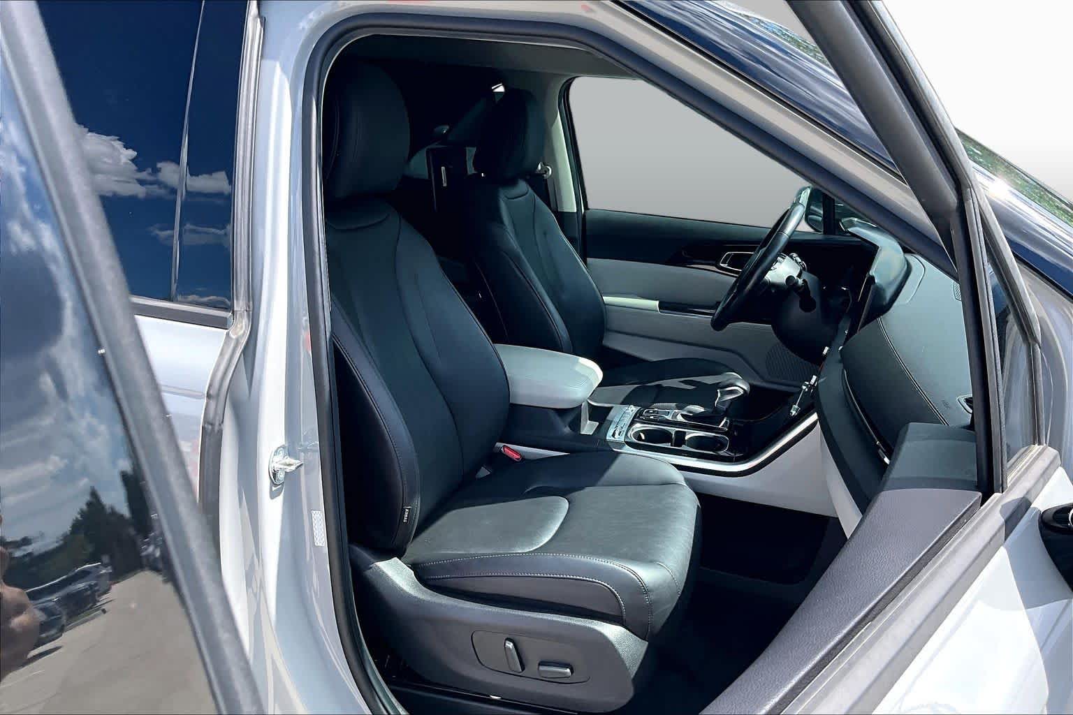 2024 Kia Carnival SX Ceramic Silver at Tomball Chrysler Dodge Jeep Ram