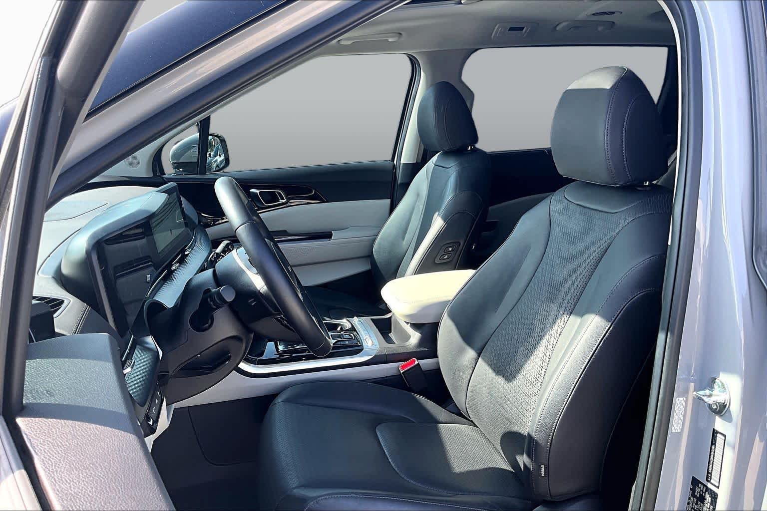 2024 Kia Carnival SX Prestige Ceramic Silver at Beck & Masten Kia