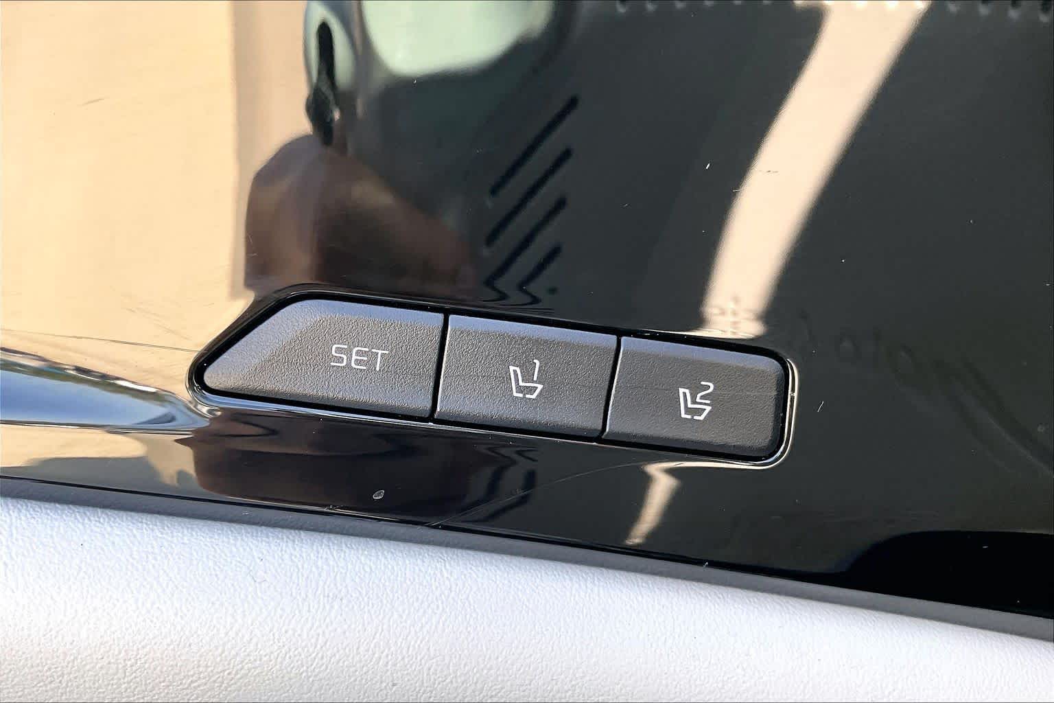 2024 Kia Carnival SX Prestige Ceramic Silver at Beck & Masten Kia