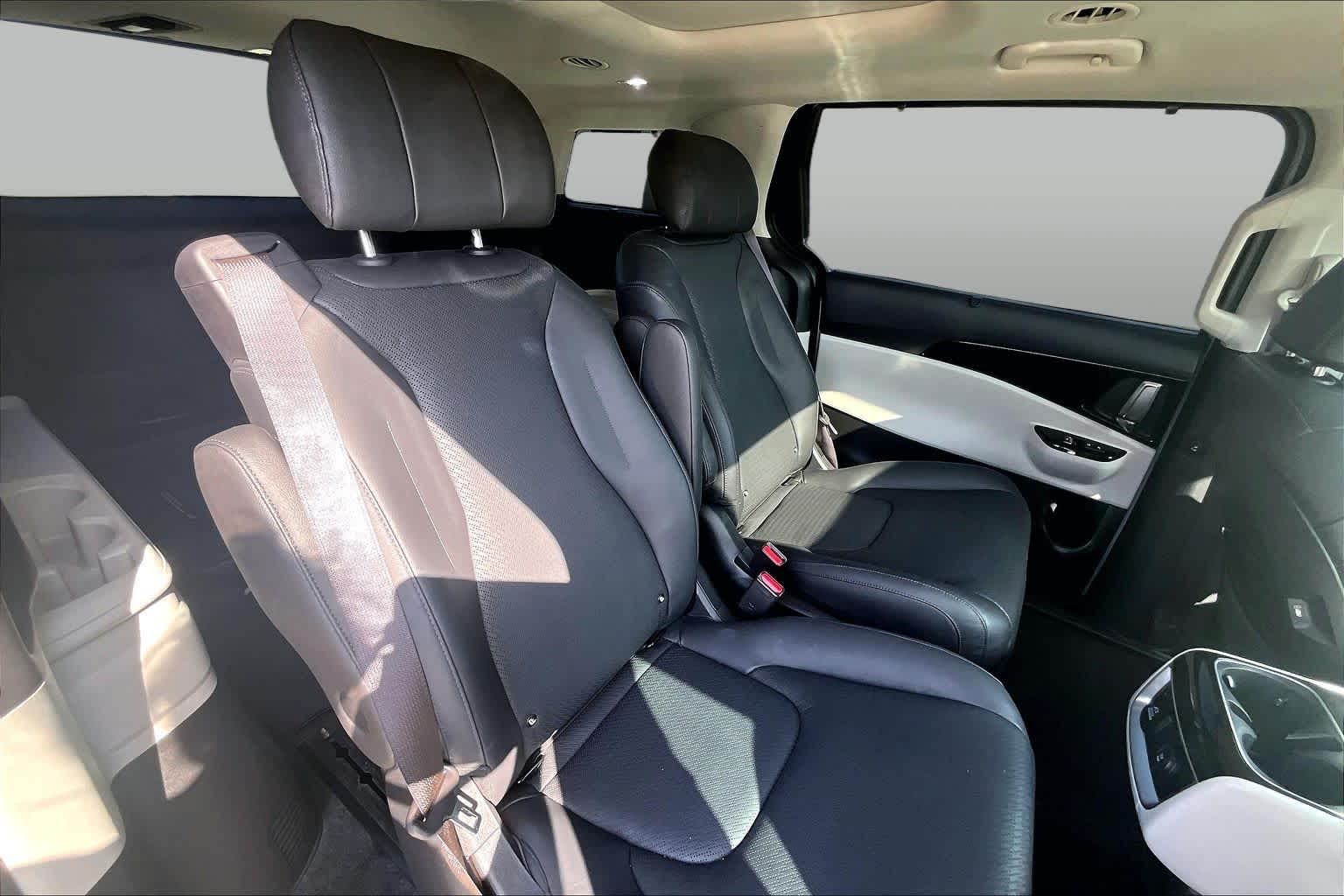 2024 Kia Carnival SX Prestige Ceramic Silver at Beck & Masten Kia