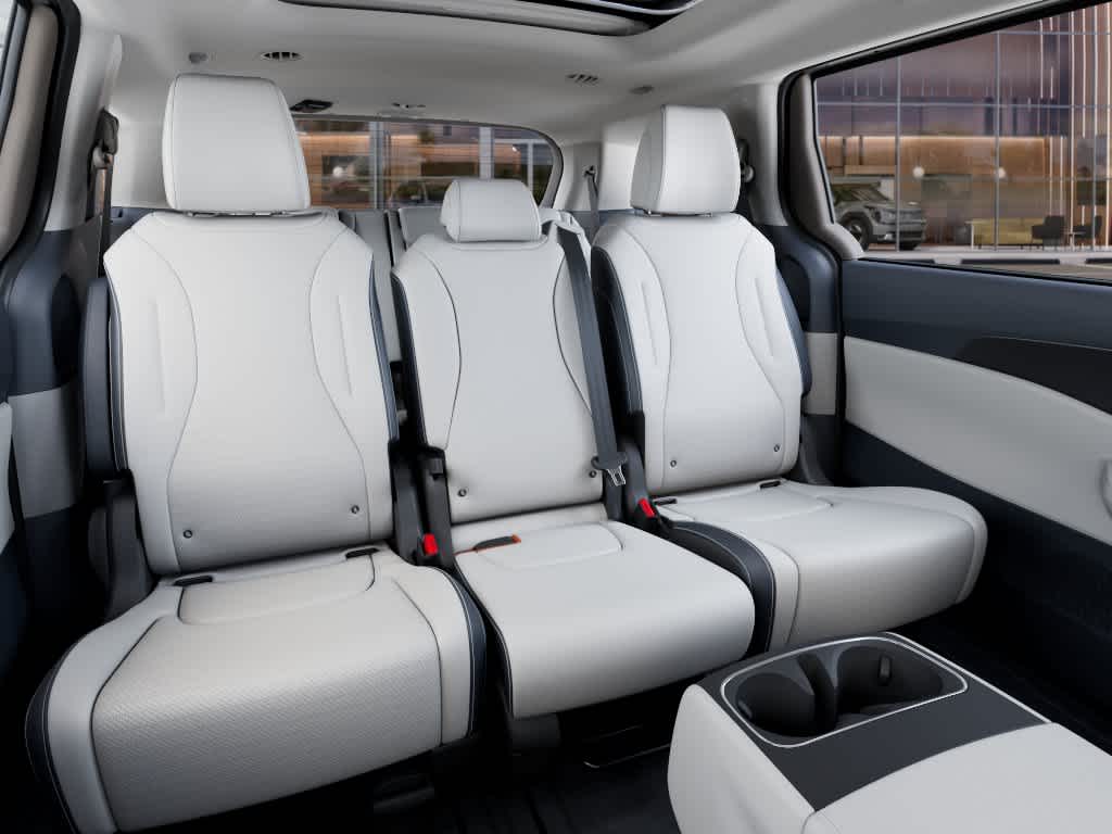 2027 Kia Carnival Hybrid photo 16 of 27