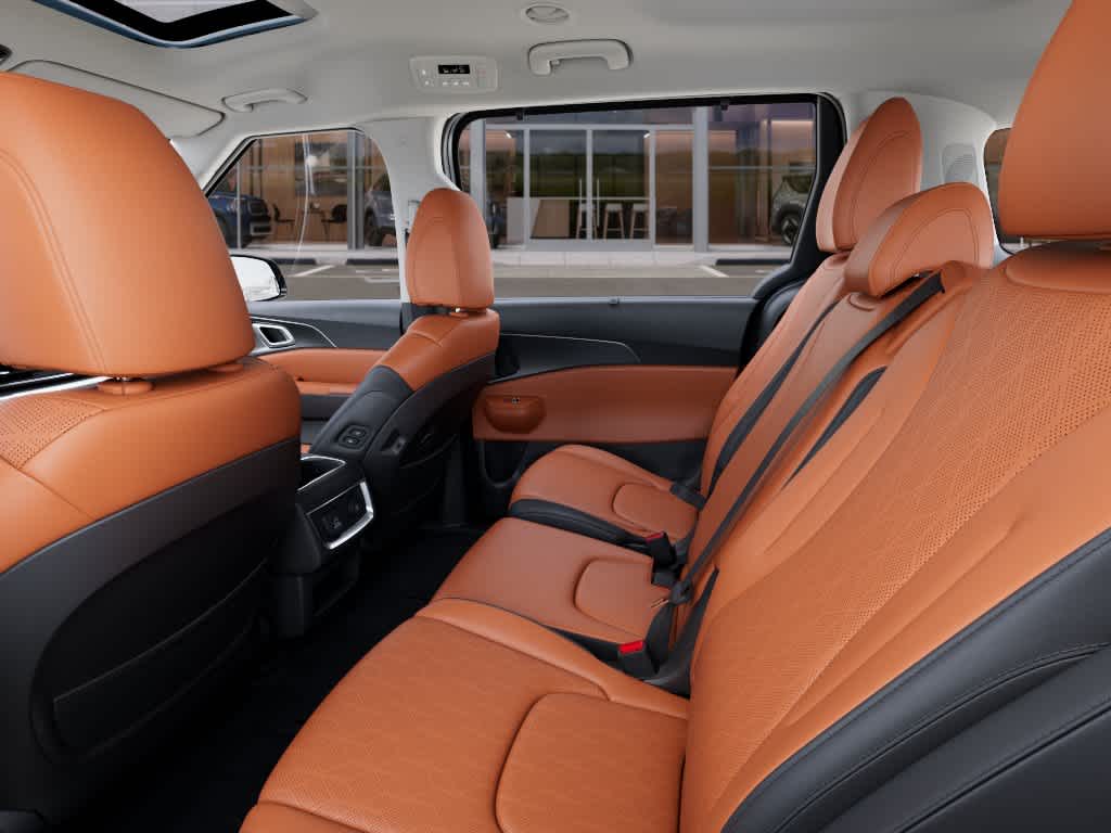 2027 Kia Carnival Hybrid photo 18 of 27
