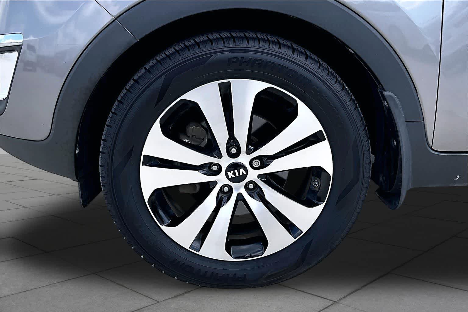 2013 Kia Sportage EX - 8