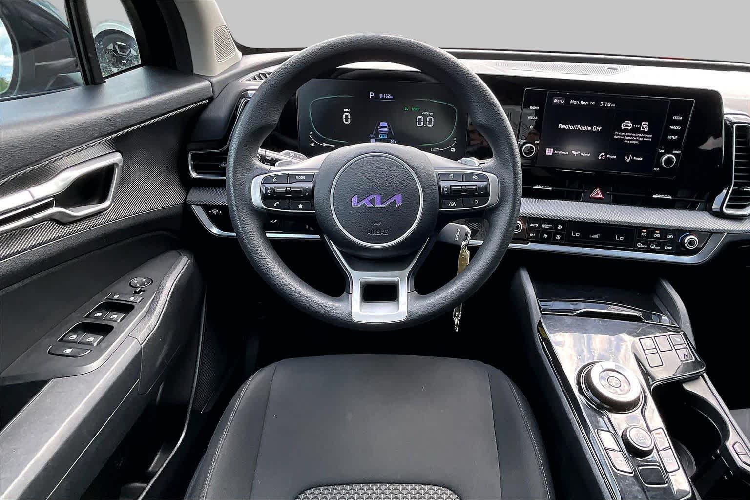 2023 Kia Sportage Hybrid photo 6 of 32