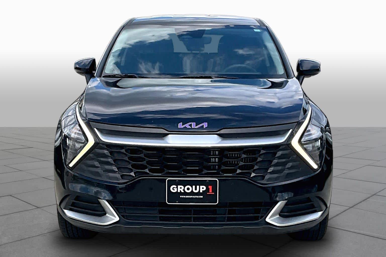 2023 Kia Sportage Hybrid photo 4 of 32