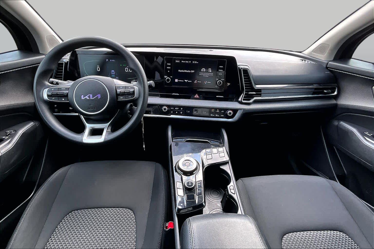 2023 Kia Sportage Hybrid photo 14 of 32