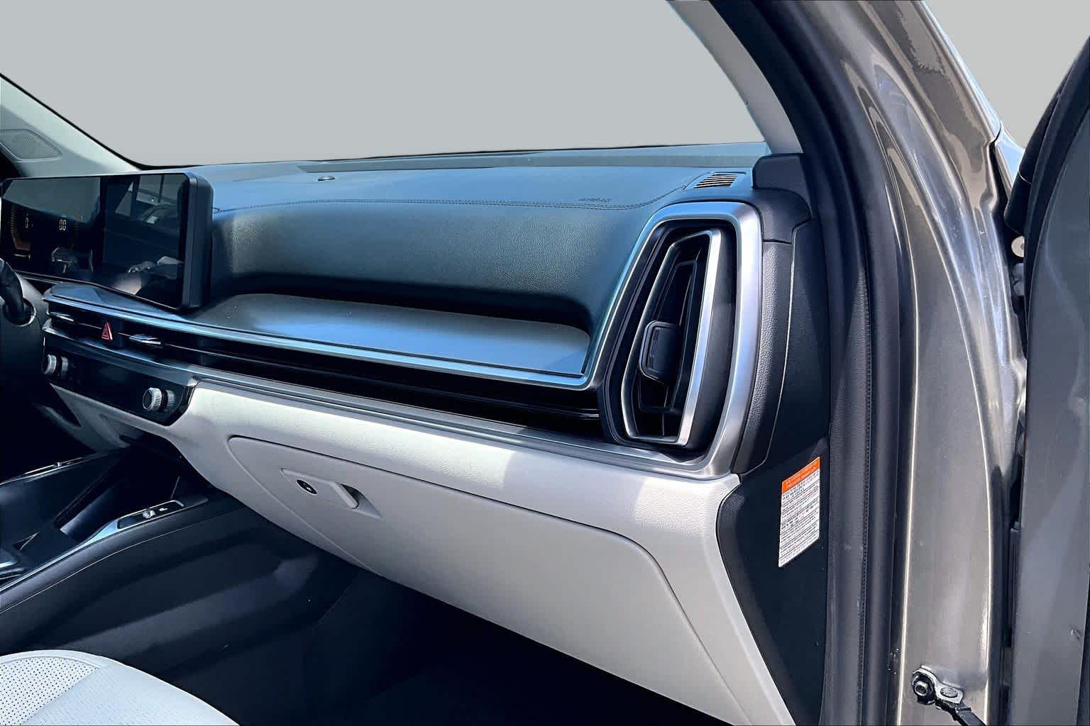 2026 Kia Sorento Hybrid EX Volcanic Sand at Westside Kia