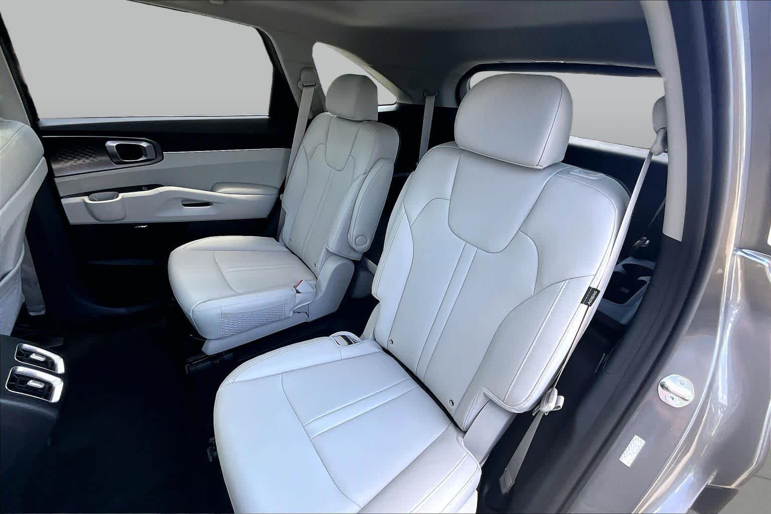 2026 Kia Sorento Hybrid EX Volcanic Sand at Westside Kia
