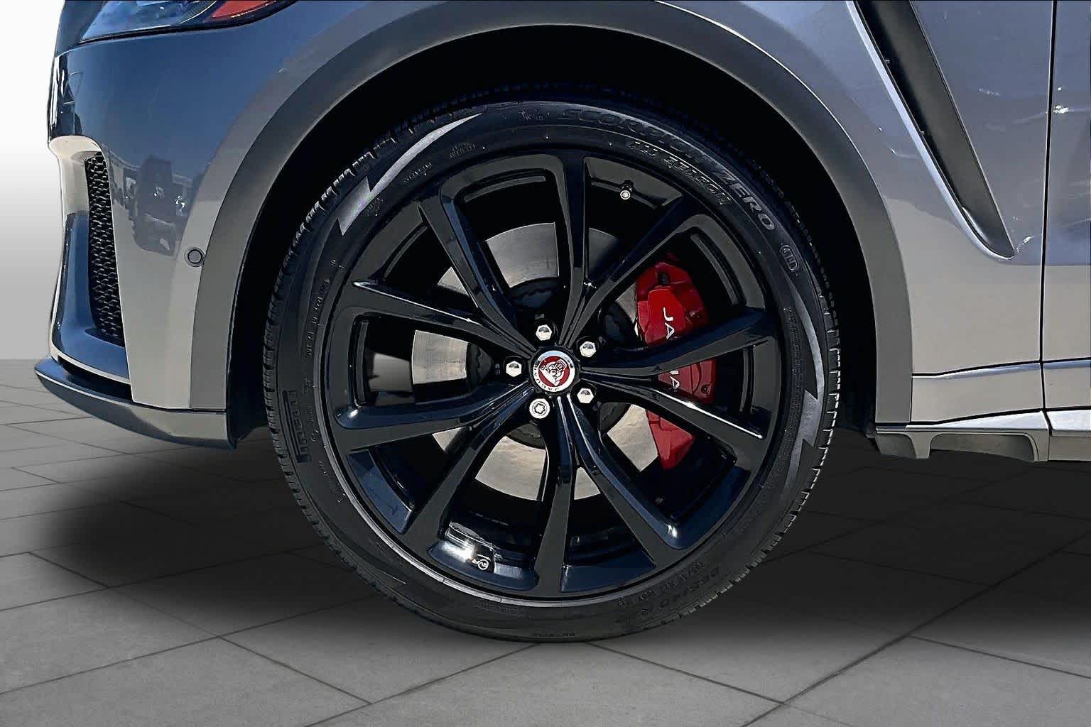 2020 Jaguar F-PACE SVR - 10
