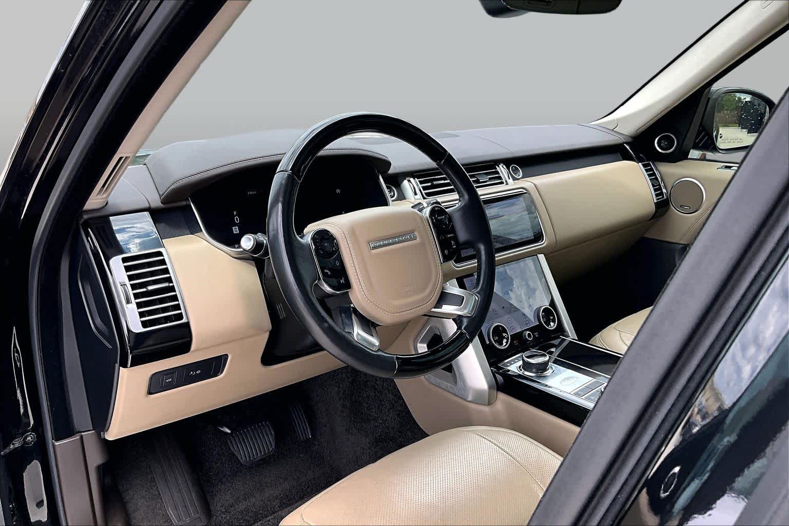 2018 Land Rover Range Rover HSE Santorini Black Metallic at HGreg Houston