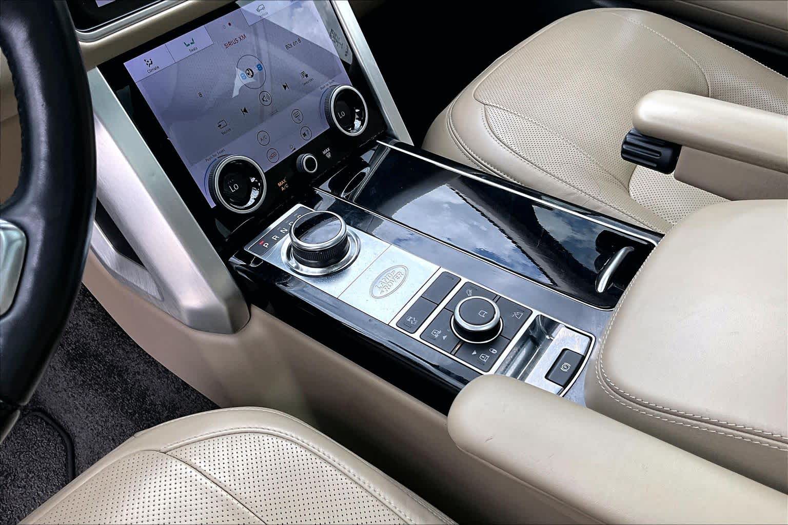 2018 Land Rover Range Rover HSE Santorini Black Metallic at HGreg Houston