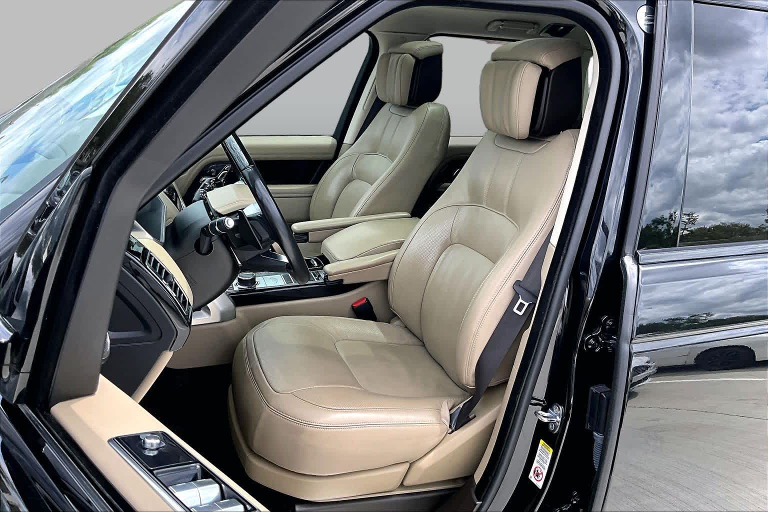 2018 Land Rover Range Rover HSE Santorini Black Metallic at HGreg Houston