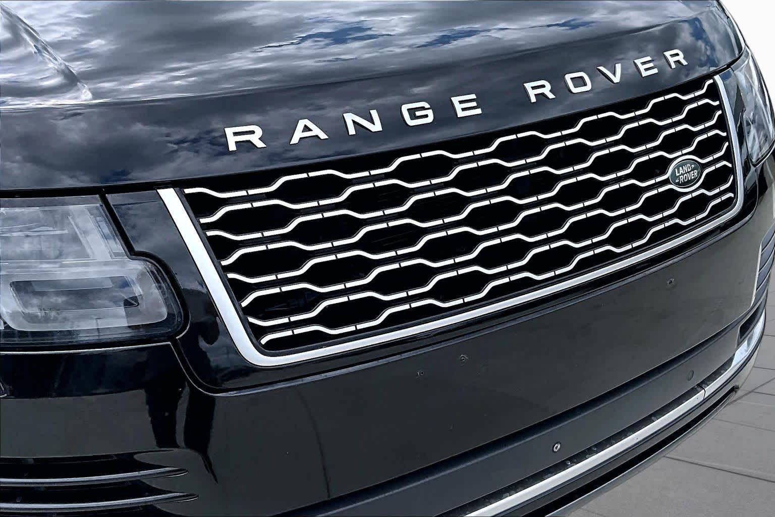 2018 Land Rover Range Rover HSE Santorini Black Metallic at HGreg Houston
